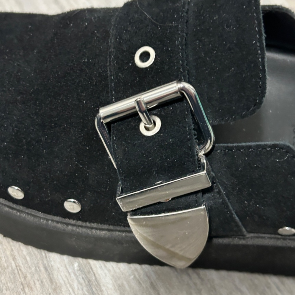 LIKE NEW! Women's Steve Madden Cherrie Black Suede Clog - 6.5 - Picture 8 of 11